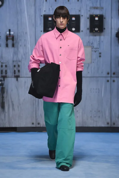 Look 47